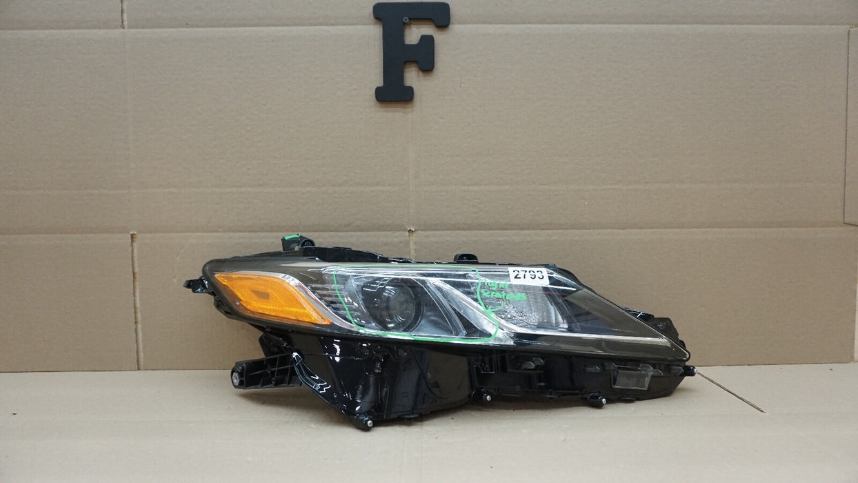 2018-2020 TOYOTA CAMRY FRONT RIGHT PASSENGER SIDE HEADLIGHT OEM 18 19 20