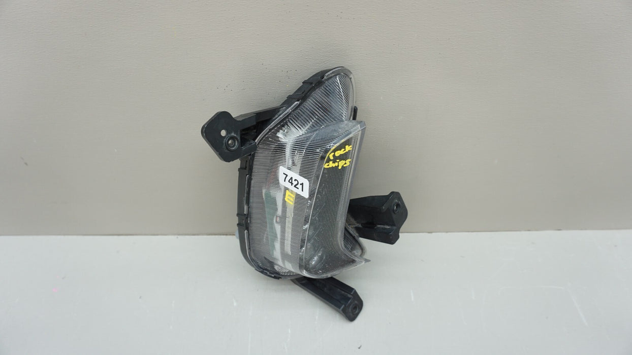 2017-2018 HYUNDAI ELANTRA FRONT RH RIGHT PASSENGER SIDE FOG LIGHT OEM