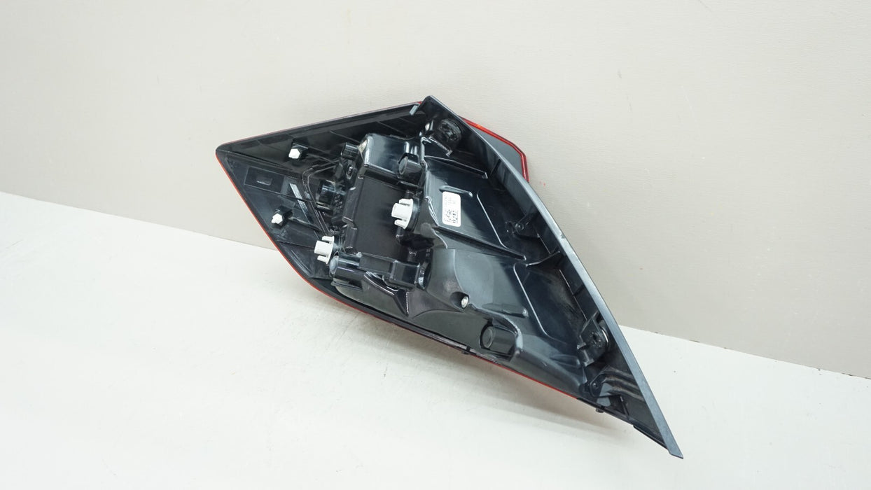 2016-2021 HONDA CIVIC SEDAN REAR RH RIGHT PASSENGER SIDE TAIL LIGHT OEM