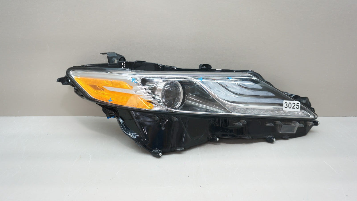 2018-2023 TOYOTA CAMRY FRONT RIGHT PASSENGER SIDE LED HEADLIGHT OEM