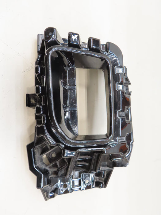 2024 2025 CHEVROLET SILVERADO 2500 3500 LEFT DRIVER FOG LIGHT BEZEL OEM