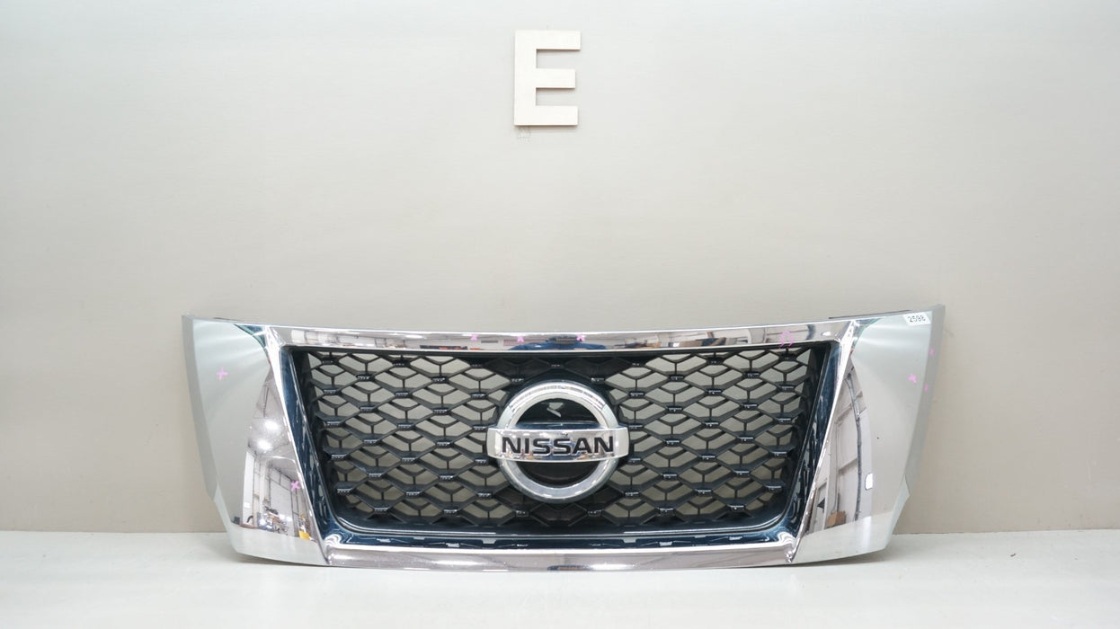 2013-2016 NISSAN PATHFINDER FRONT BUMPER RADIATOR CHROME GRILLE OEM 62310 3KN0B