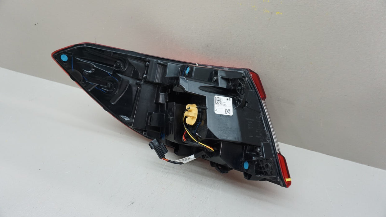 2018-2022 HONDA ACCORD REAR RH RIGHT PASSENGER SIDE OUTER TAIL LIGHT OEM