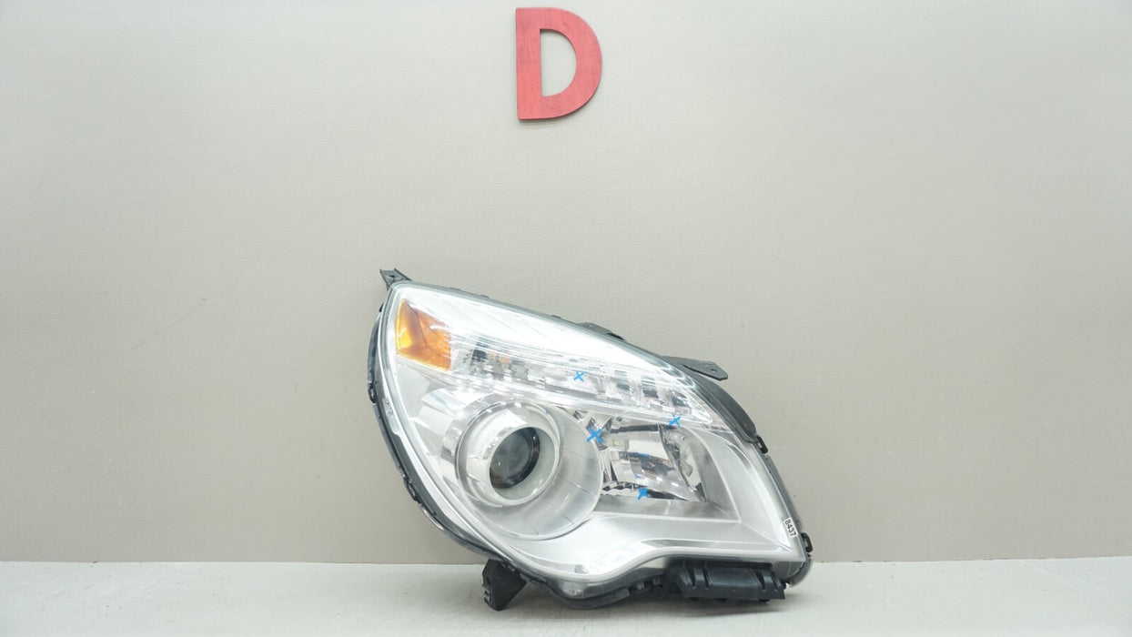 2010-2015 CHEVROLET EQUINOX FRONT RIGHT PASSENGER SIDE HEADLIGHT OEM