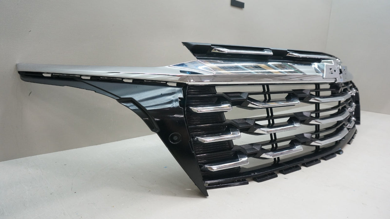2025-2026 CHEVY EQUINOX FRONT GRILLE OEM 26356128