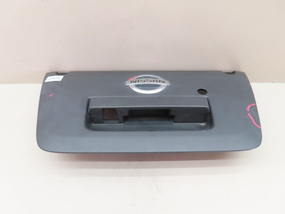 2013-2017 NISSAN FRONTIER S SL SV REAR TAILGATE TRUNK HANDLE W/ EMBLEM BADGE OEM