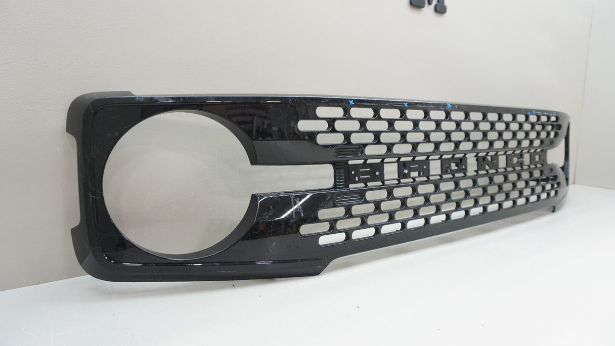 2022-2024 FORD BRONCO FRONT BUMPER RADIATOR GRILLE OEM M2DB8150
