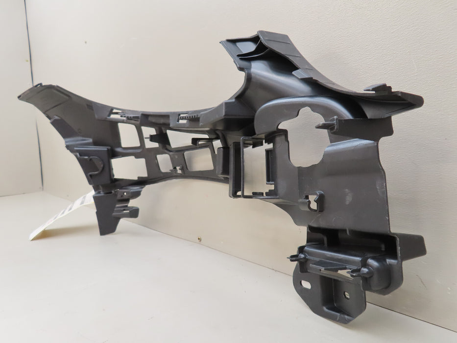 MERCEDES-BENZ C CLASS W205 FRONT LEFT BUMPER BRACKET A2058853165