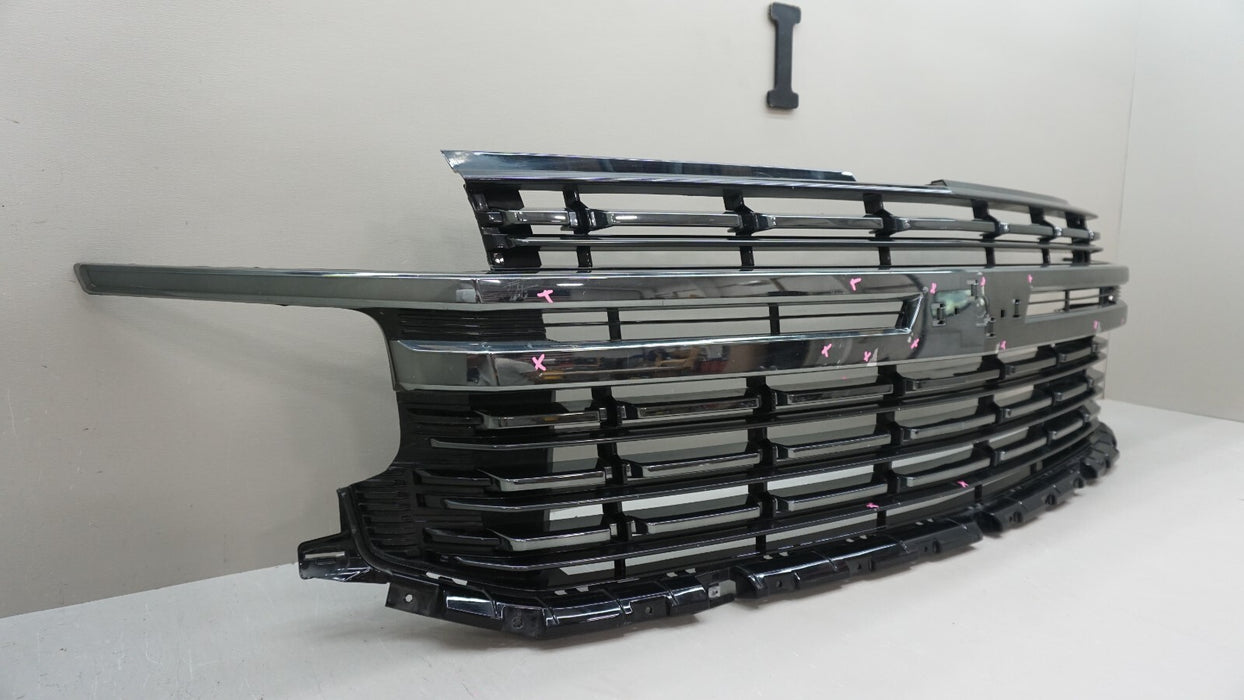 2021-2023 CHEVROLET TAHOE FRONT BUMPER RADIATOR GRILLE GRILL 84639387 OEM