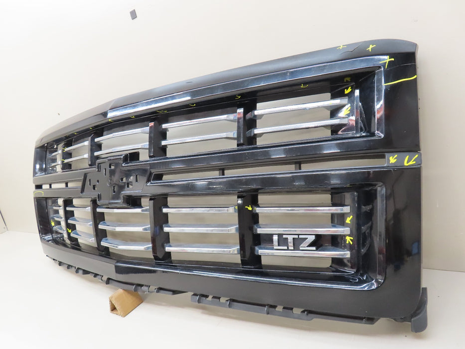 2014-2015 CHEVROLET SILVERADO 1500 LTZ FRONT RADIATOR GRILL GRILLE OEM 23465683