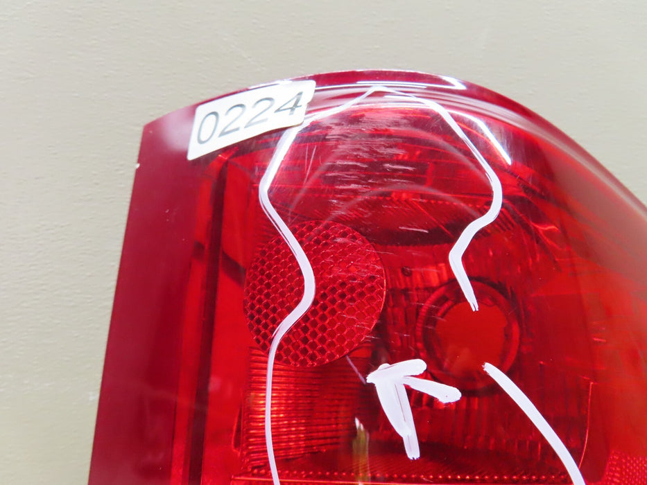2007-2014 CHEVROLET SILVERADO REAR RIGHT PASSENGER SIDE LIGHT TAILLIGHT LAMP OEM