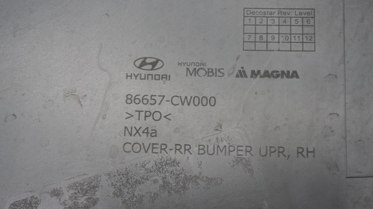 2022-2025 HYUNDAI TUCSON REAR RIGHT PASSENGER SIDE BUMPER END CAP OEM 86657-CW00
