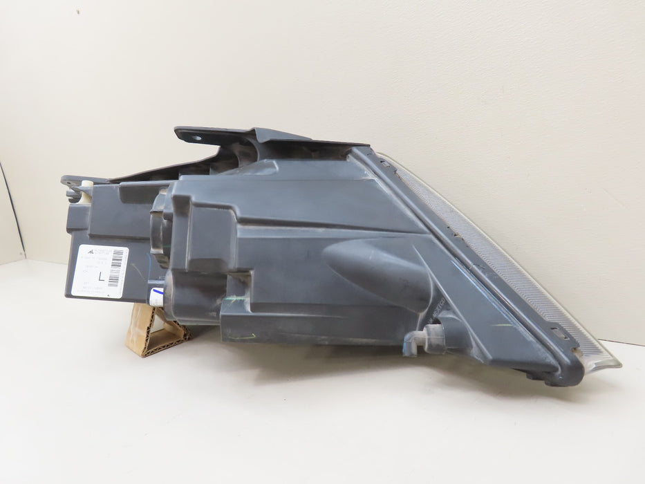 2011-2013 KIA SORENTO FRONT LEFT DRIVER HEADLIGHT HALOGEN OEM 92101-1U200 9359
