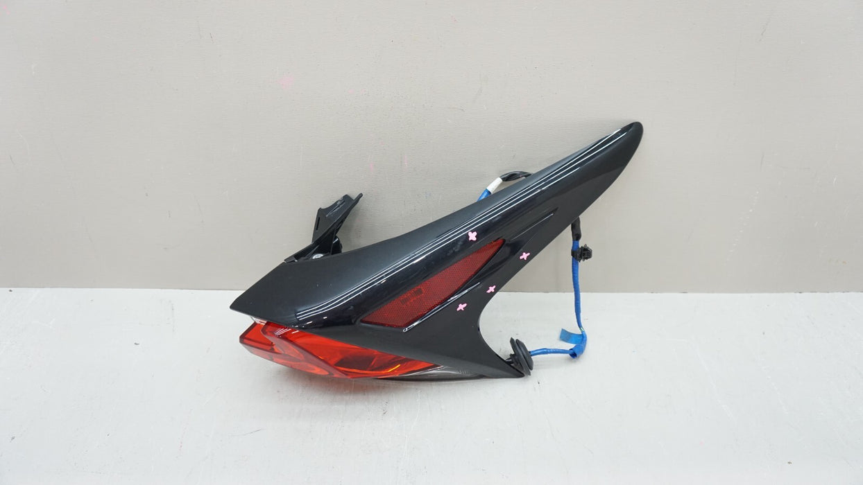 2015-2017 LEXUS NX200T NX300 NX300H REAR RIGHT PASSENGER SIDE TAIL LIGHT OEM