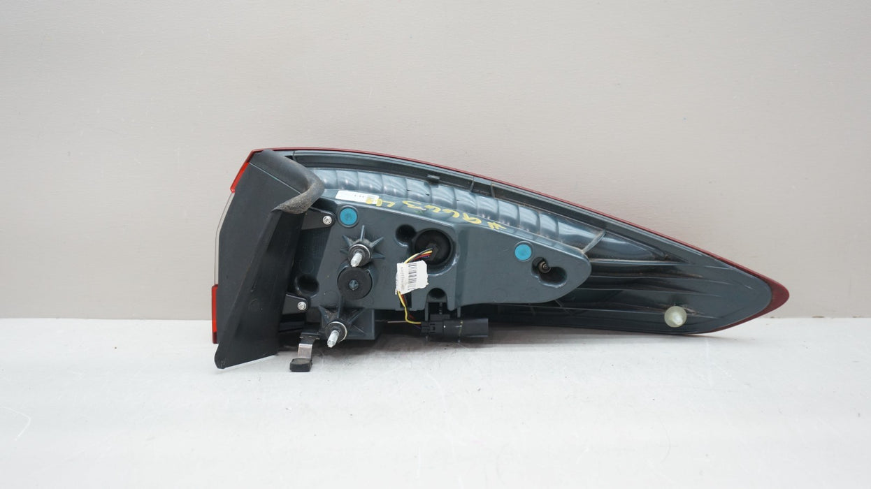 2013-2016 FORD FUSION REAR LEFT DRIVER SIDE LED OUTER TAIL LIGHT OEM