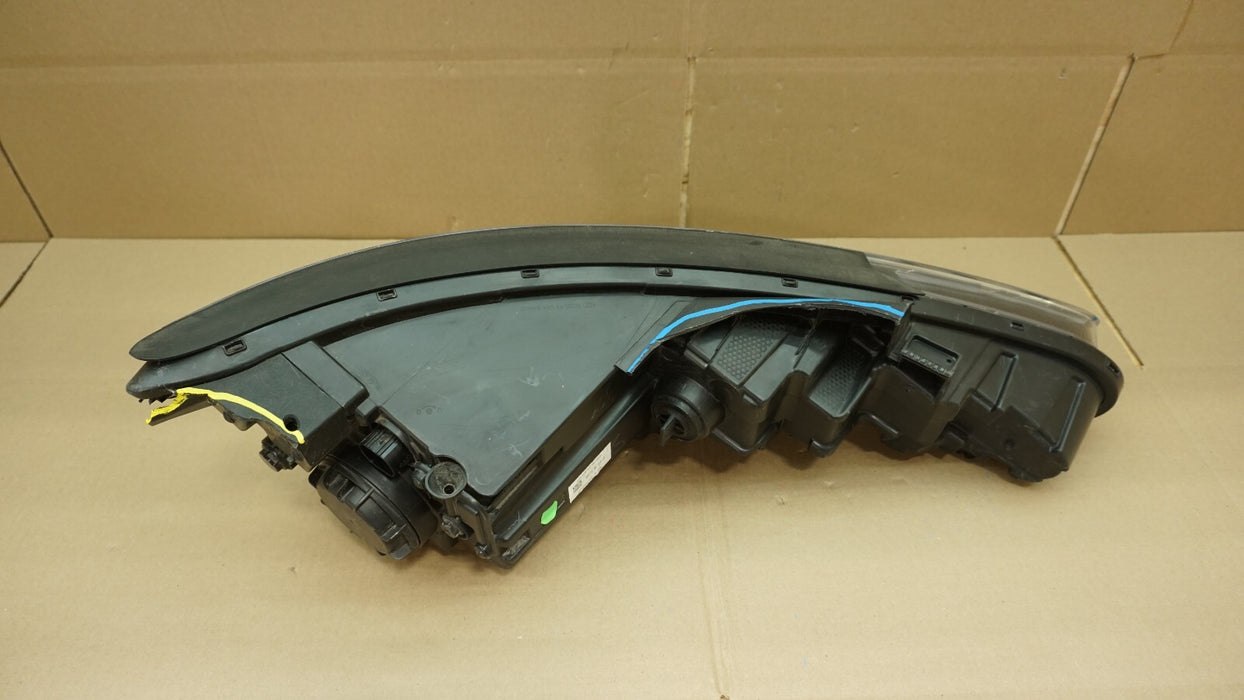 2019-2020 HYUNDAI ELANTRA FRONT LEFT DRIVER SIDE HEADLIGHT HALOGEN OEM 19 20