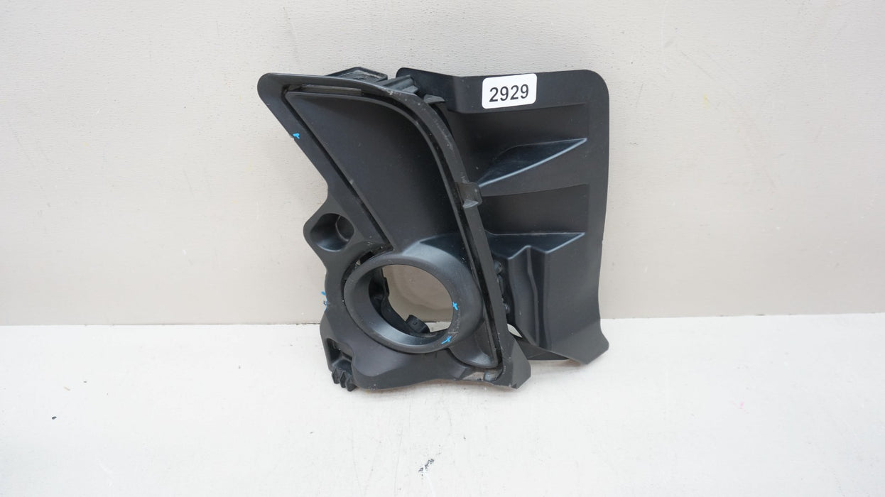 2017-2019 TOYOTA HIGHLANDER FRONT LEFT LOWER FOG LIGHT TRIM MOLDING 52040-0E030