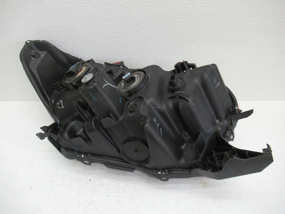 2016-2019 TOYOTA TACOMA FRONT LEFT DRIVER SIDE HEADLIGHT HALOGEN LIGHT LAMP OEM