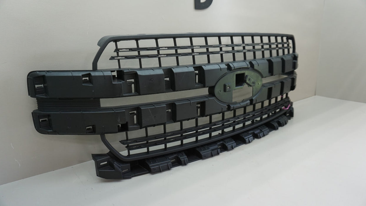 2018-2020 FORD F-150 FRONT CENTER BUMPER RADIATOR GRILLE GRILL OEM JL34-8200