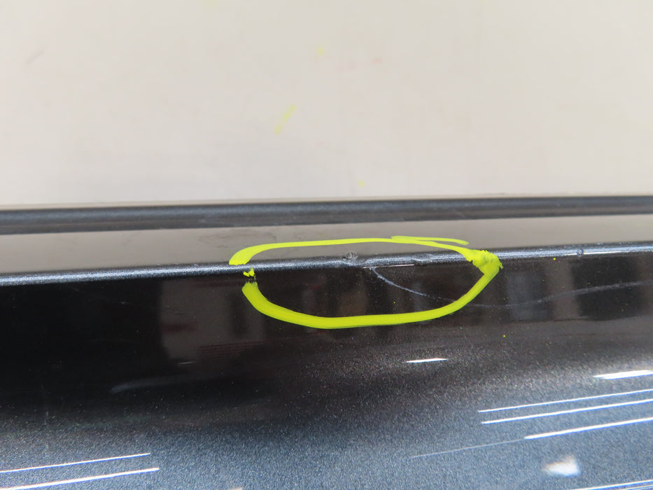 2018 - 2020 AUDI A5 SPORTBACK RIGHT SIDE SKIRT ROCKER PANEL MOLDING OEM 8w885386