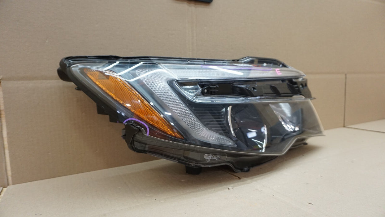 2016-2018 HONDA PILOT FRONT RIGHT PASSENGERS SIDE HEADLIGHT OEM 16 17 18