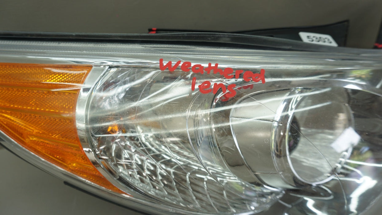 2011-2014 HYUNDAI SONATA RIGHT PASSENGER SIDE HEADLIGHT HALOGEN OEM 92102-3Q