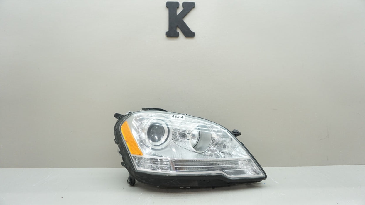 2009-2011 MERCEDES-BENZ ML350 ML500 FRONT RIGHT PASSENGER HEADLIGHT HALOGEN OEM