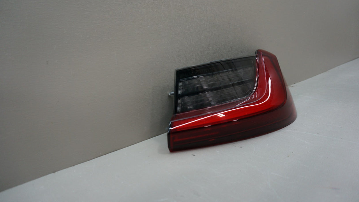 2019-2023 BMW M3 / M340I REAR RIGHT PASSENGER SIDE OUTER TAI LIGHT OEM