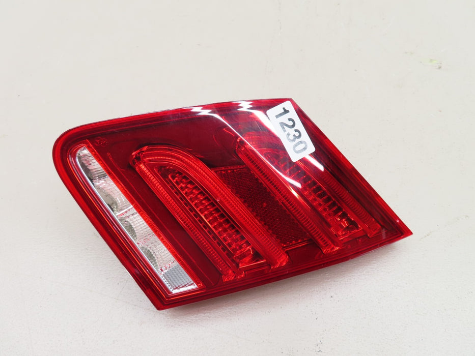 2014-2016 MERCEDES-BENZ W212 E-CALSS SEDAN REAR RIGHT SIDE INNER TAILLIGHT OEM