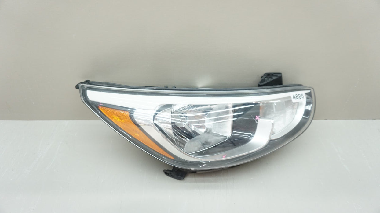 2015-2017 HYUNDAI ACCENT FRONT RH RIGHT PASSENGER SIDE HALOGEN HEADLIGHT OEM