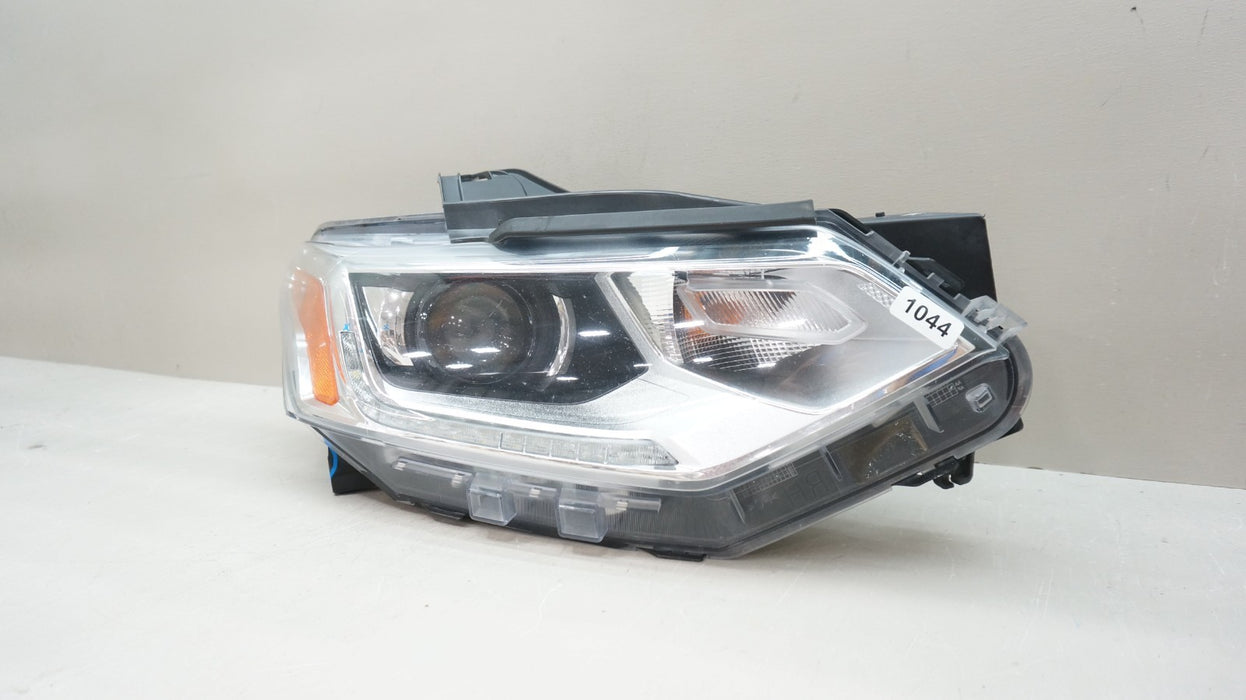 2018-2021 CHEVROLET TRAVERSE FRONT RIGHT PASSENGER SIDE XENON HEADLIGHT OEM