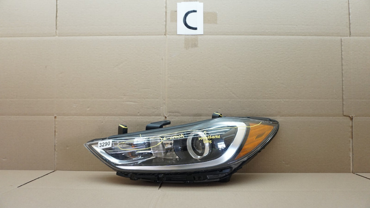 2017-2018 HYUNDAI ELANTRA FRONT LEFT DRIVER SIDE HEADLIGHT HALOGEN HEADLAMP OEM