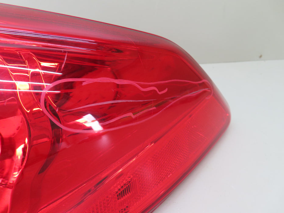 2011-2014 INFINITI M37 M56 Q70 REAR RIGHT TAILLIGHT LAMP OEM