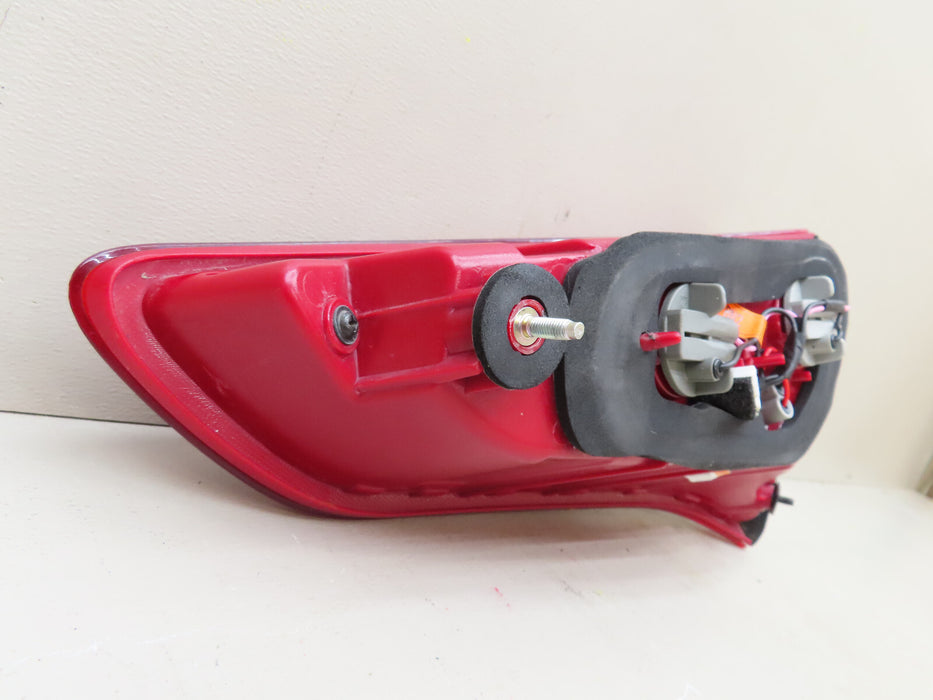 2016 2017 2018 HYUNDAI TUCSON REAR LEFT DRIVER TAIL LIGHT INNER OEM 92403-D3