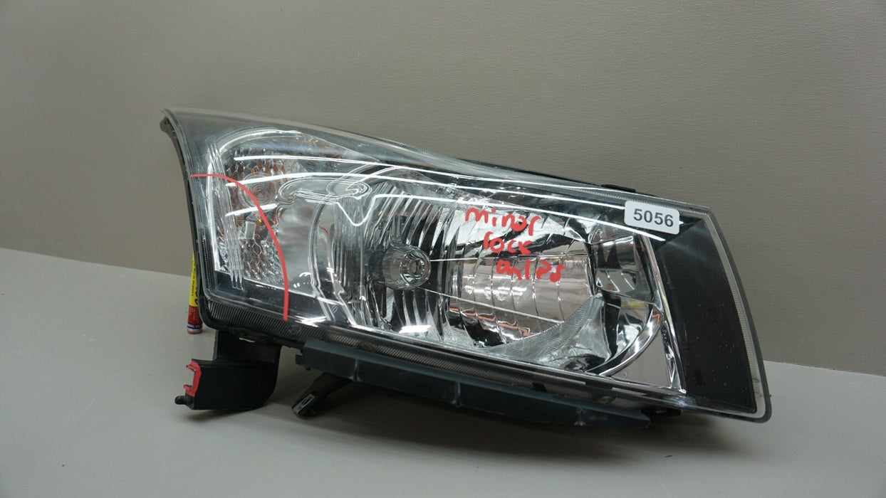 2011-2015 CHEVROLET CRUZE FRONT RIGHT PASSENGER SIDE HEADLIGHT HALOGEN OEM 11 12