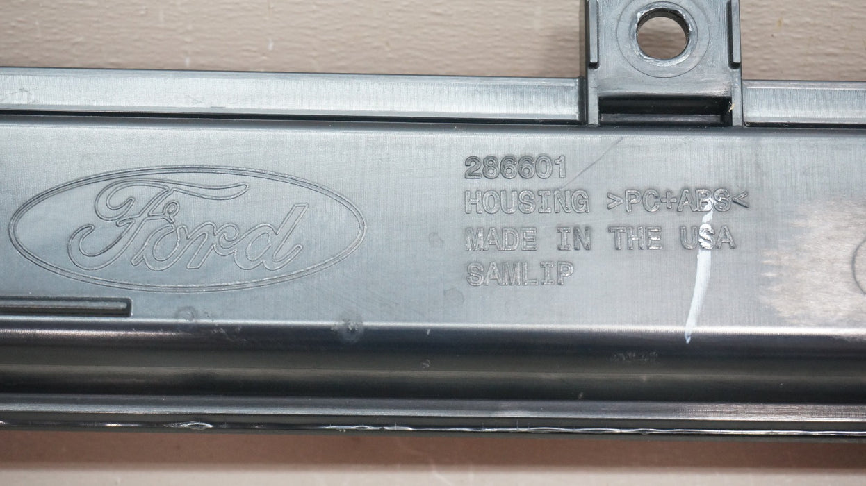 2022-2025 FORD F-150 F150 LIGHTNING REAR LIGHTBAR TAIL LIGHT NL3Z-13434-B OEM