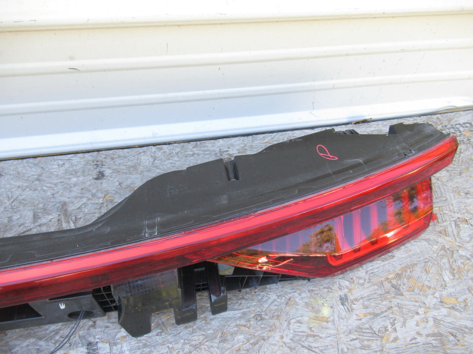 2019 2020 AUDI Q8 REAR LIFT GATE TRUNK TAIL LIGHT BAR LAMP OEM