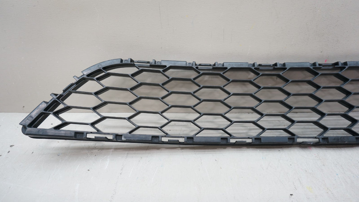 2016-2019 NISSAN SENTRA FRONT BUMPER LOWER GRILLE GRILL 216950 OEM