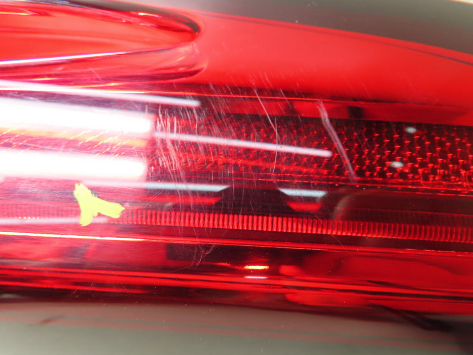 2020 2021 2022 TOYOTA HIGHLANDER RIGHT DRIVER SIDE TAIL LIGHT LAMP LED OUTER OEM