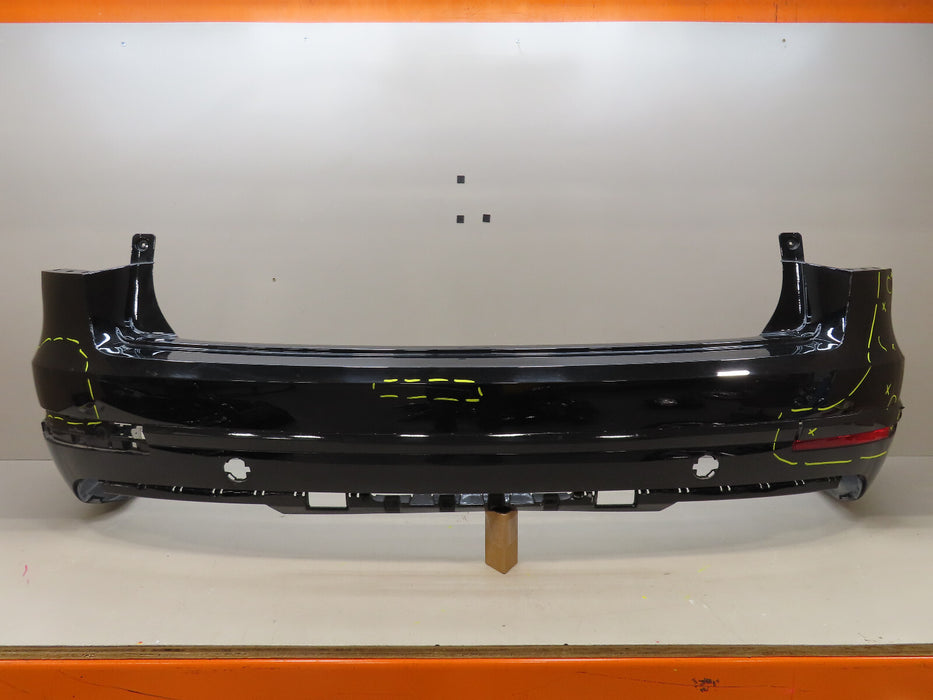 2017-2020 BENTLEY BENTAYGA REAR BUMPER COVER OEM 36A807301
