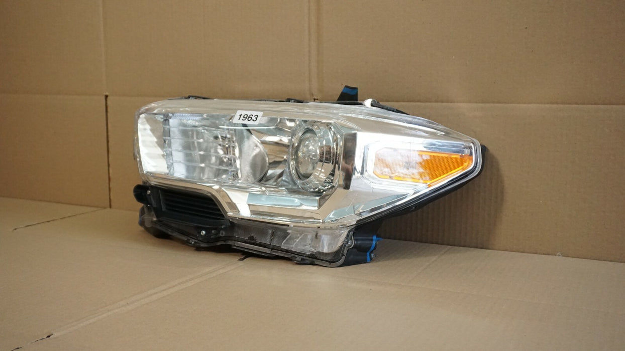 2016-2020 TOYOTA TACOMA LEFT DRIVER SIDE LED HALOGEN HEADLIGHT LAMP OEM