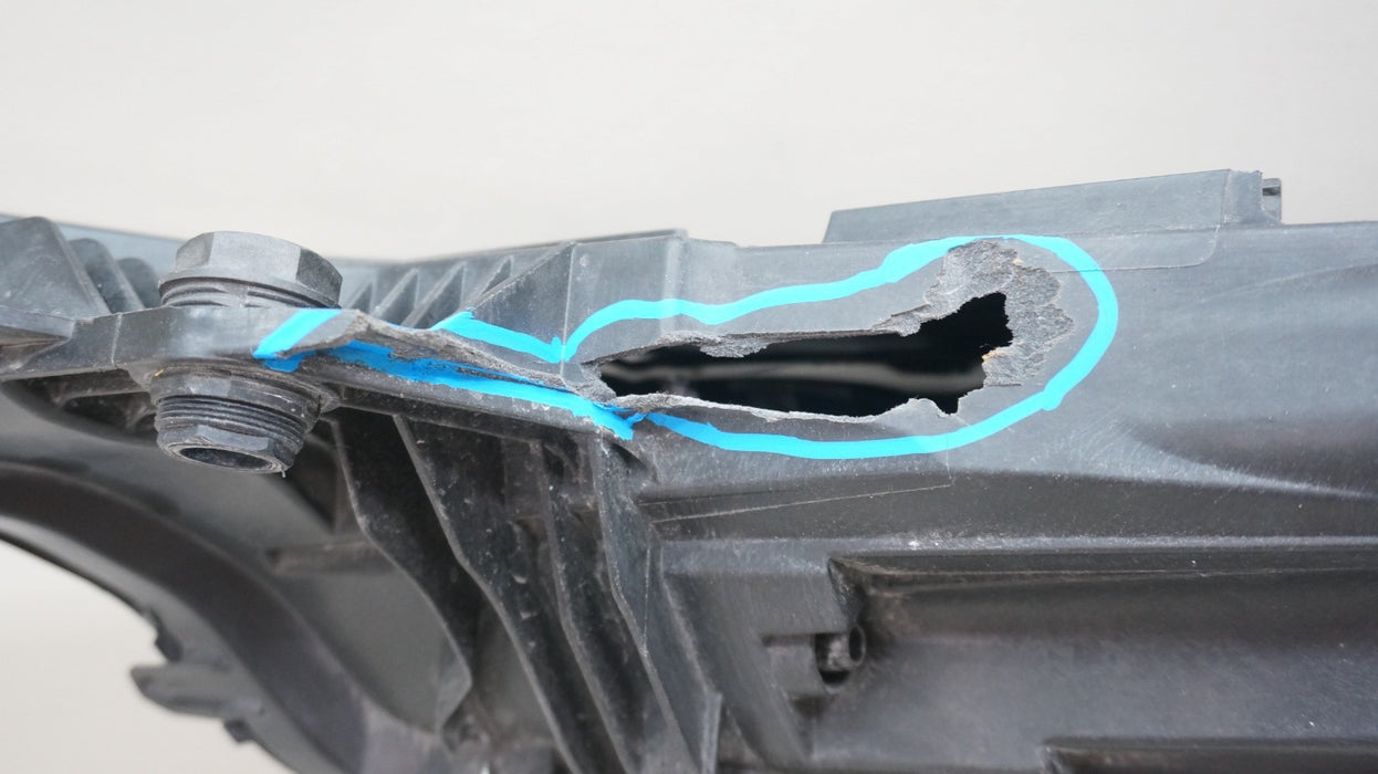 2019-2023 AUDI Q8 FRONT RIGHT PASSENGER SIDE LED HEADLIGHT OEM