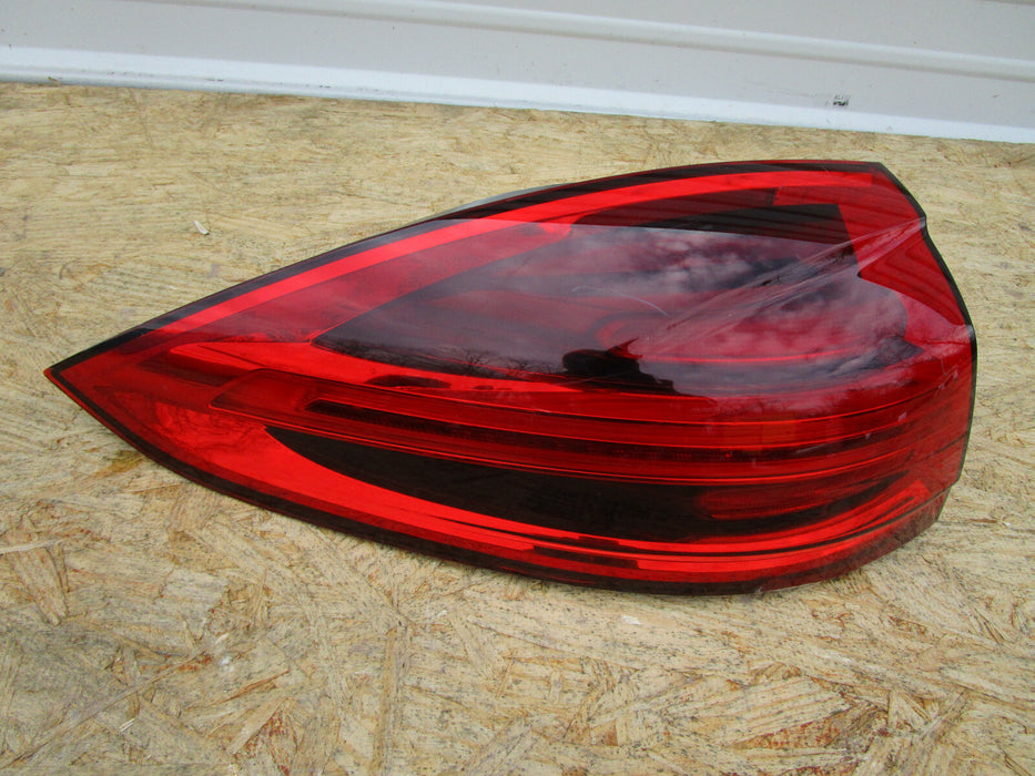 2015 2016 2017 PORSCHE CAYENNE LEFT REAR LED TAILLIGHT TAILLAMP OEM