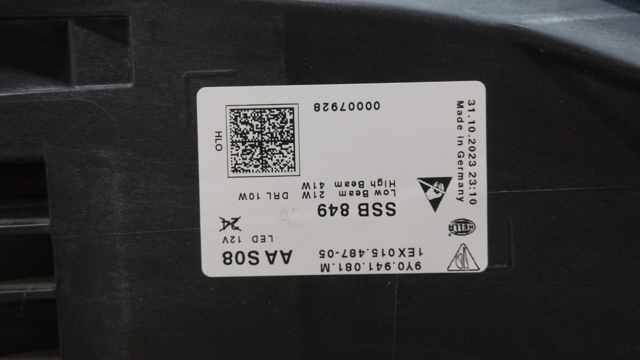 2024-2025 PORSCHE CAYENNE FRONT LEFT DRIVERS SIDE LED HEADLIGHT OEM