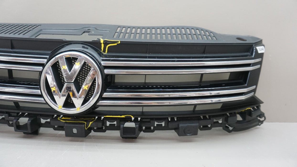 2012-2017 VOLKSWAGEN TIGUAN FRONT UPPER GRILLE 5N0853653E OEM 12 13 14 15 16 17
