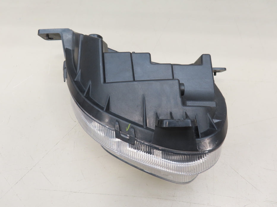 2018-2021 CHEVROLET EQUINOX FRONT RIGHT TURN SIGNAL LIGHT HALOGEN OEM 84226246
