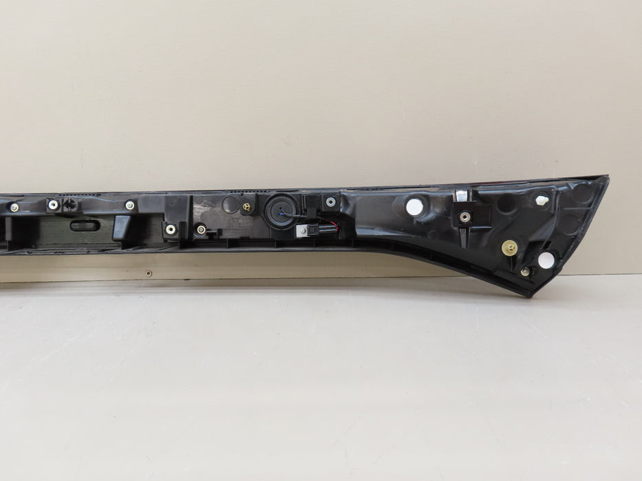 2023 2024 HONDA ACCORD REAR CENTER TRUNK TAIL LIGHT LED OEM