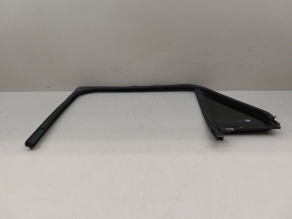 2011-2019 FORD EXPLORER REAR RIGHT PASSENGER QUARTER GLASS W/RUBBER SEAL OEM