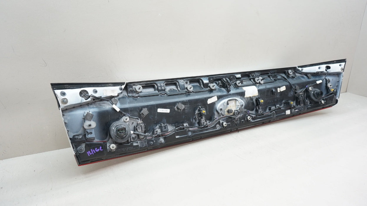 2020-2023 HYUNDAI SONATA REAR DECK LID FINISH PANEL W/CAMERA OEM 87371-L0000