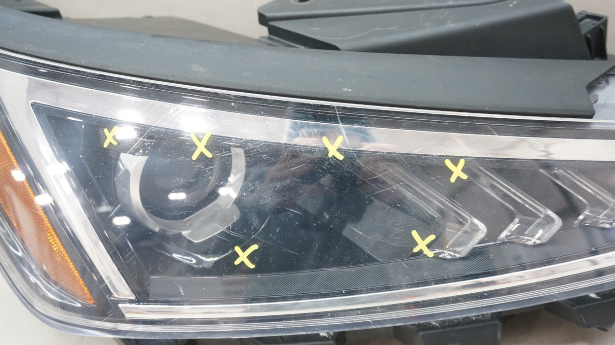 2019-2020 HYUNDAI ELANTRA FRONT RIGHT PASSENGER SIDE HALOGEN HEADLIGHT OEM